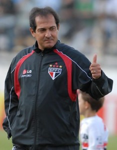 Muricy assume o comando do São Paulo no lugar de Autuori