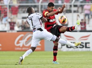 Flamengo, com um a menos, empata com a Ponte Preta fora de casa
