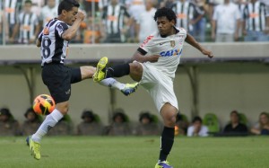 Atlético-MG e Corinthians empatam sem gols no Independência