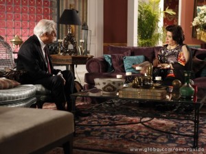 César descobre ao cobrar uma explicação de Priscila (Foto: Pedro Curi / TV Globo)