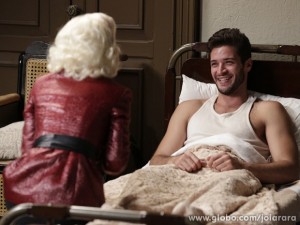 Aurora e Davi finalmente fazem as pazes (Foto: Fábio Rocha / TV Globo) Aurora e Davi finalmente fazem as pazes (Foto: Fábio Rocha / TV Globo)