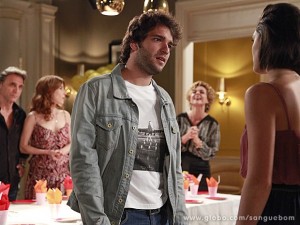 Sangue Bom: Fabinho e Giane brigam na frente de todos