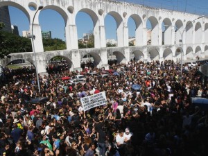 Prefeito se reunirá com professores e funcionários da Educação para tentar por fim à greve