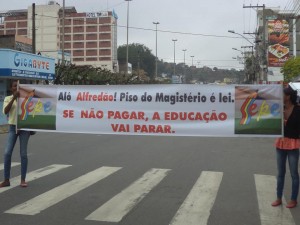 Professores Municipais de Itaperuna podem entrar em greve
