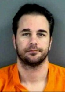 Ex-piloto de Fórmula Indy é preso por pedofilia nos Estados Unidos