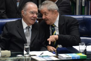 Lula faz elogios a Sarney e declara que imprensa é quem avacalha a política