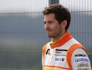 Piloto Sean Edwards morre em acidente quando treinava na Austrália