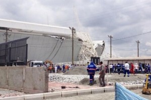 Polícia Civil ouve operador de guindaste no inquérito que apura mortes do Itaquerão