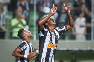 Atlético-MG goleia o Náutico por 5 a 0 e despacha pernambucanos para a Série B Atlético-MG goleia o Náutico por 5 a 0 e despacha pernambucanos para a Série B