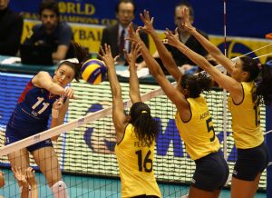 Brasil vence a Rússia na Copa dos Campeões e decide título contra o Japão