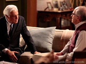 César desabafa com Lutero (Foto: Pedro Curi/ TV Globo)