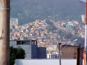 Complexo da Maré pode receber até quatro UPPs segundo Beltrame
