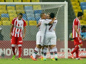 Fluminense bate o Náutico e sai da zona da degola
