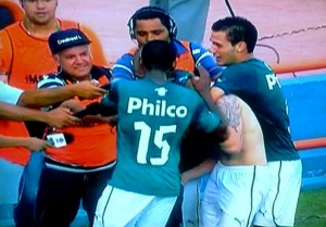 Goiás vence o Botafogo com gol no final da partida