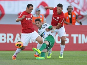 Internacional e Coritiba ficam no empate de zero em Caxias do Sul