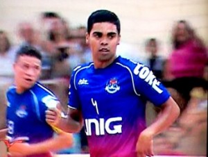 Artur marcou três vezes na decisão e foi o artilheiro da competição com 20 gols