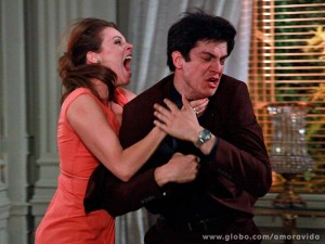 Enfurecida de ódio, Paloma parte para cima de Félix (Foto: Ellen Soares / TV Globo)