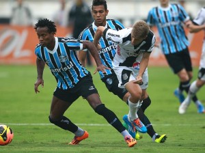Grêmio sai atrás, mas empata com Ponte Preta em Campinas Grêmio sai atrás, mas empata com Ponte Preta em Campinas