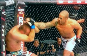 Rafael Feijão nocauteia o croata Igor Pokrajac