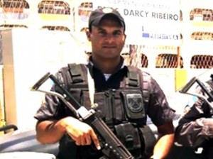 Policial Militar de Itaperuna é assassinado em Macaé, o suspeito é outro PM Policial Militar de Itaperuna é assassinado em Macaé, o suspeito é outro PM