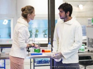 Angelique ameaça expulsar Marlon das pesquisas (Foto: Felipe Monteiro/TV Globo)