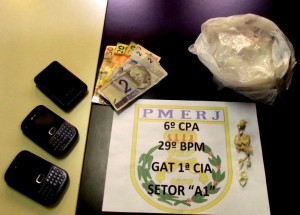 PM prende 11 em Itaperuna por associação ao tráfico de drogas - Foto: Renato Freitas/ Blog do Adilson Ribeiro