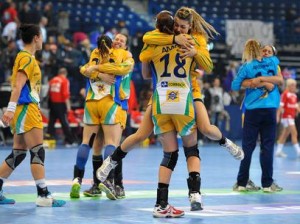 Brasil vence a Dinamarca e está na final do Mundial de Handebol Feminino Brasil vence a Dinamarca e está na final do Mundial de Handebol Feminino