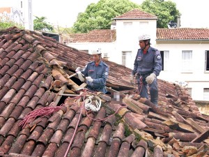 A vítima foi identificada como Claudio Valverde de Sousa