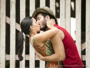 Celina pressiona Matias e ele confessa: está apaixonado pela professora! (Foto: Felipe Monteiro/TV Globo)