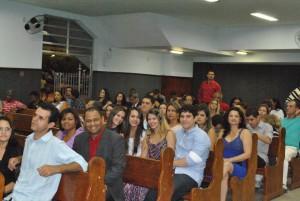 Membros de outras igrejas e amigos, compareceram para a solenidade de formatura