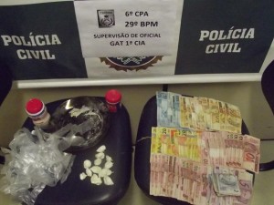 Casal é preso vendendo cocaína num bar em Itaperuna - Foto: Renato Freitas/Blog Adilson Ribeiro