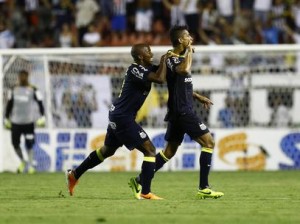 Santos vence o Ituano fora de casa com gol nos acréscimos