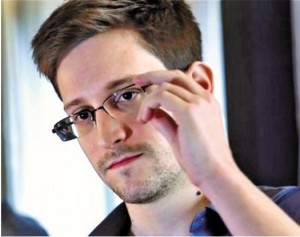 Snowden é convidado pelo Parlamento Europeu convida para depor sobre a espionagem norte-americana