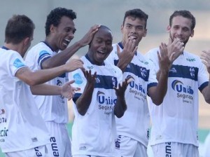 No calor do Passo D'Areia, Grêmio perde para o São José