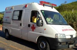 Motorista ferido após veículo cair em ribanceira na estrada Natividade – Porciúncula