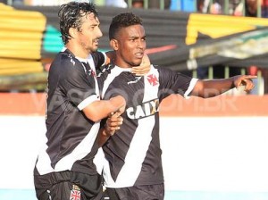 Vasco vence o Bangu em Moça Bonita e fica no G4 Carioca
