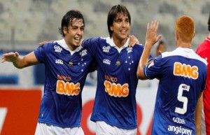 Cruzeiro vence o Boa Esporte fora de casa e aumenta vantagem no Mineiro