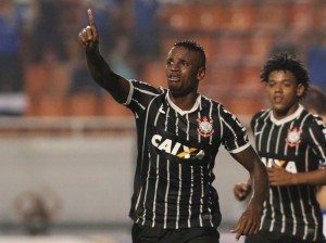 Romarinho marca duas vezes e Corinthians vence Rio Claro no Pacaembu Romarinho marca duas vezes e Corinthians vence Rio Claro no Pacaembu