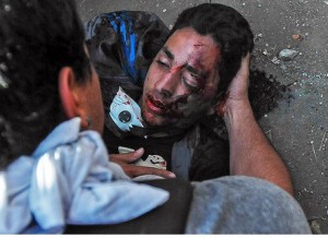 Governo da Venezuela impondo a força conta manifestantes Governo da Venezuela impondo a força conta manifestantes