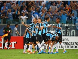Grêmio vence o Nacional de Medellín e fica na ponta do seu grupo na libertadores