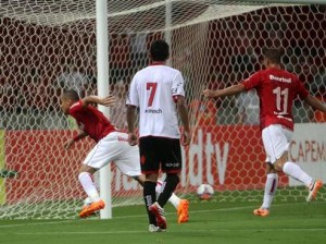 Internacional sofre, mas vence o Brasil de Pelotas no Beira-Rio