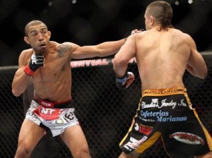José Aldo vence Ricardo Lamas e continua com o cinturão do peso pena
