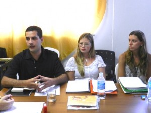 Os nutricionistas do PNAE, falaram da importância em ter um cardápio variado e bem classificado para servir na merenda escolar. Os nutricionistas do PNAE, falaram da importância em ter um cardápio variado e bem classificado para servir na merenda escolar.