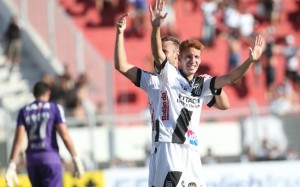 Em crise com a torcida Corinthians perde para a Ponte Preta em Campinas