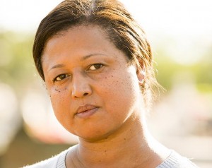 Rosa (Tânia Toko): empregada da família de Chica, mãe de Helena. Vivida pela mesma atriz nas três fases da novela