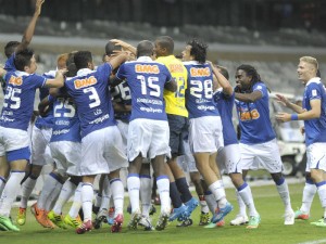 Cruzeiro derrota o Tupi e fica com a liderança da primeira fase do Mineiro