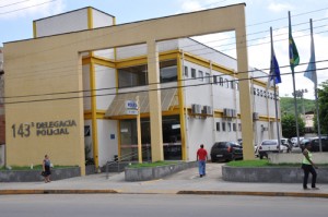 Acusados de homicídio em Itaperuna são presos pela Polícia Civil Acusados de homicídio em Itaperuna são presos pela Polícia Civil