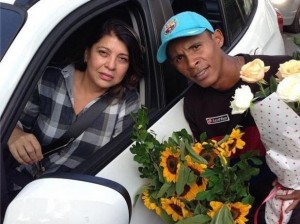 Roberta Miranda ganhou apoio de um florista depois de ser assaltada