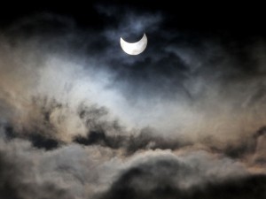Eclipse lunar poderá ser visto hoje para amanhã no Brasil