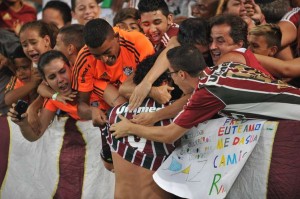 Com Fred e Sobis marcando, Fluminense estreia com goleada no Brasileiro